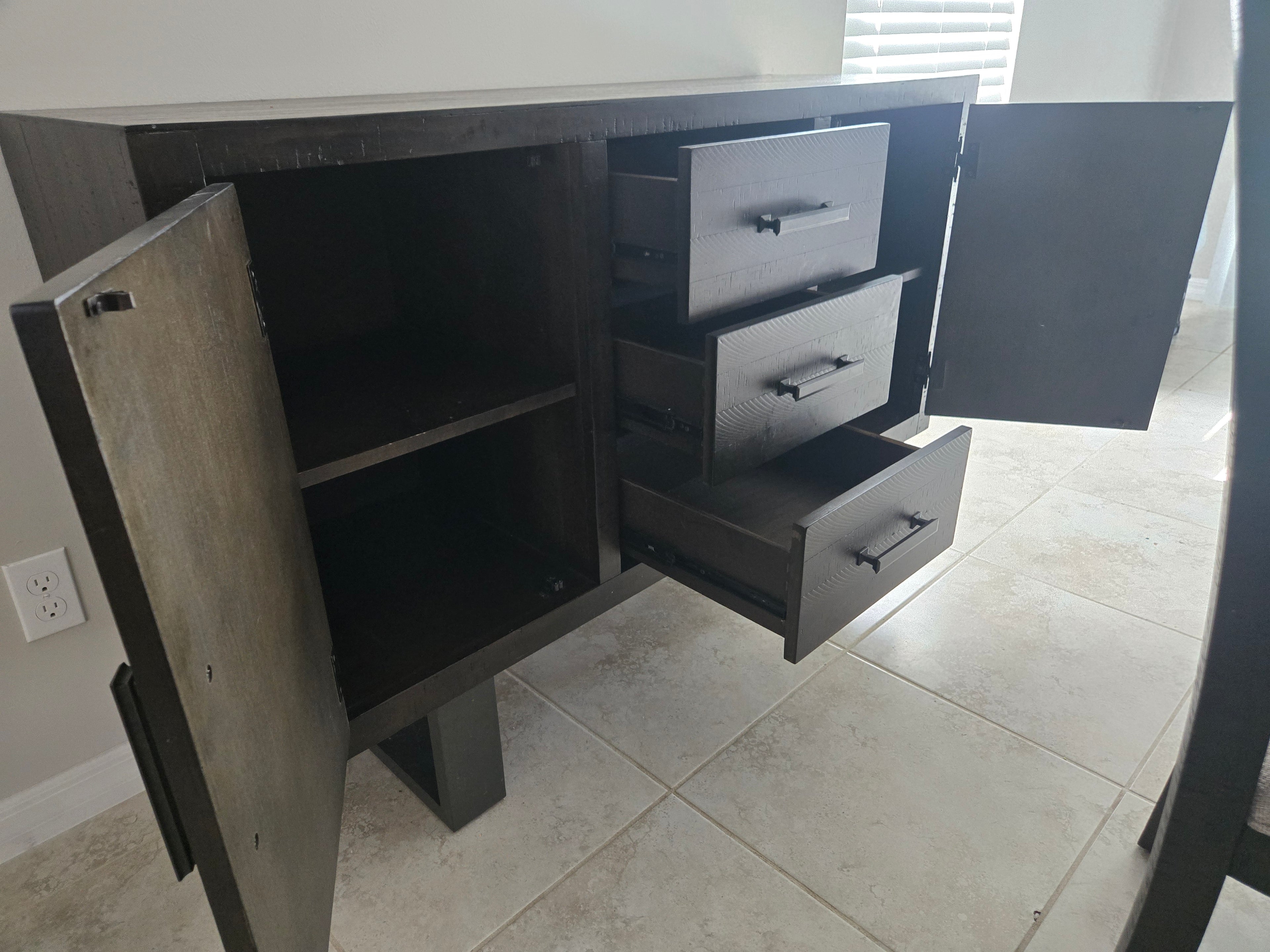 Sawyer Dark Tone Dining Set
