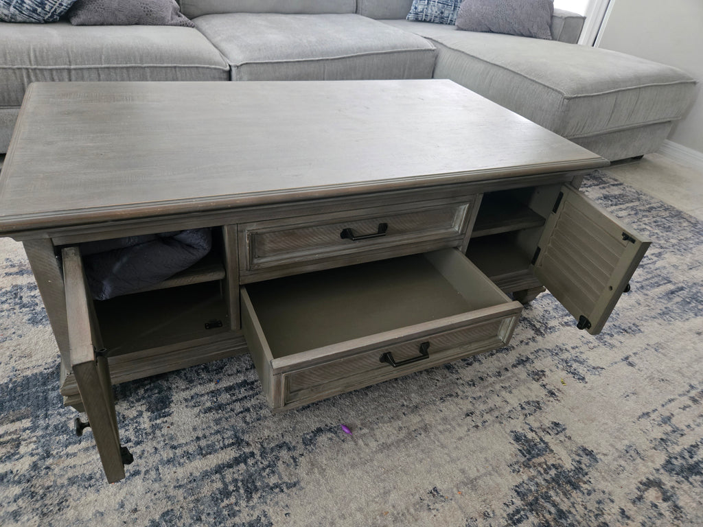Sonoma Light Tone Living Room Set
