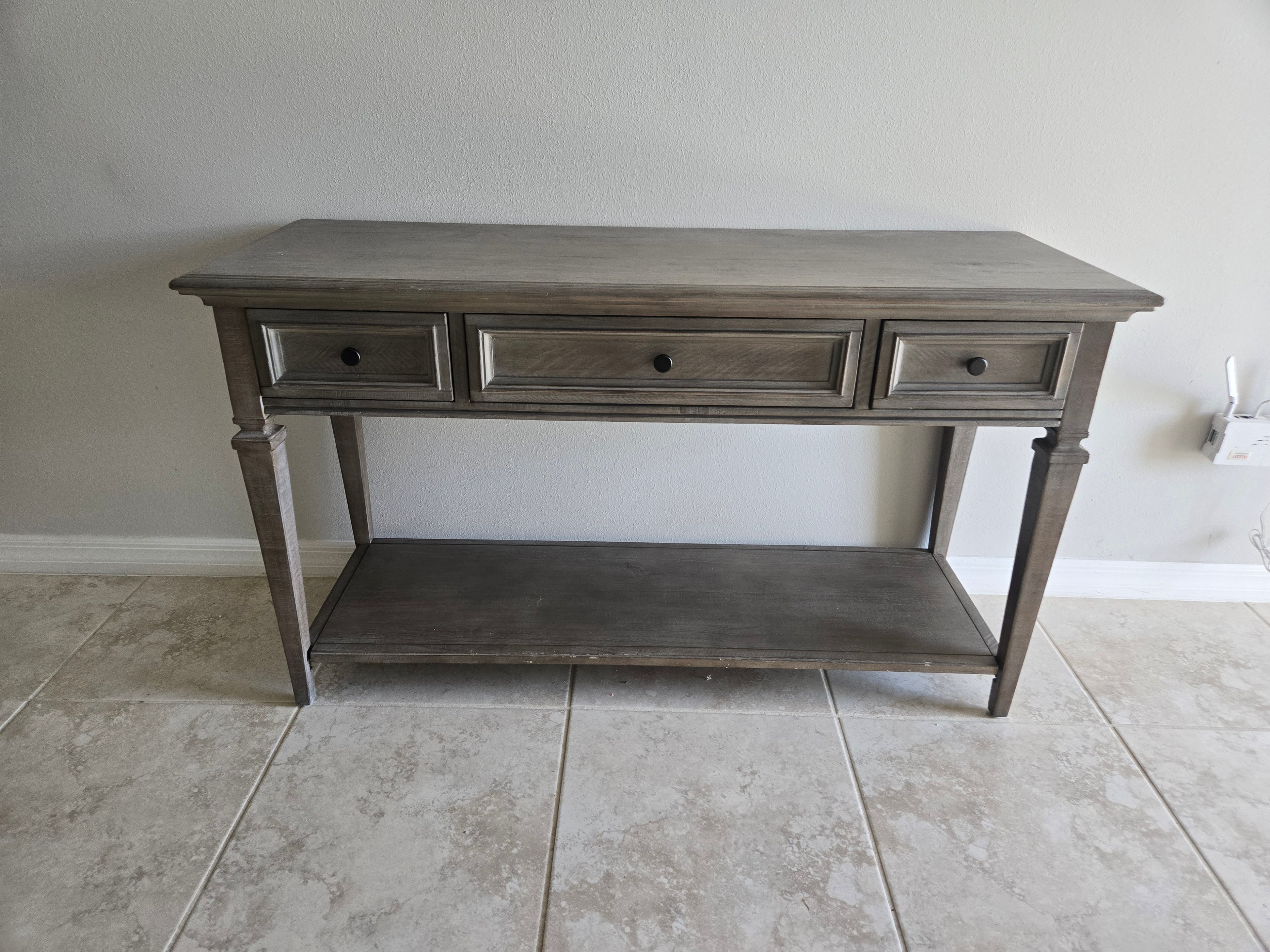 Sonoma Light Tone Living Room Set