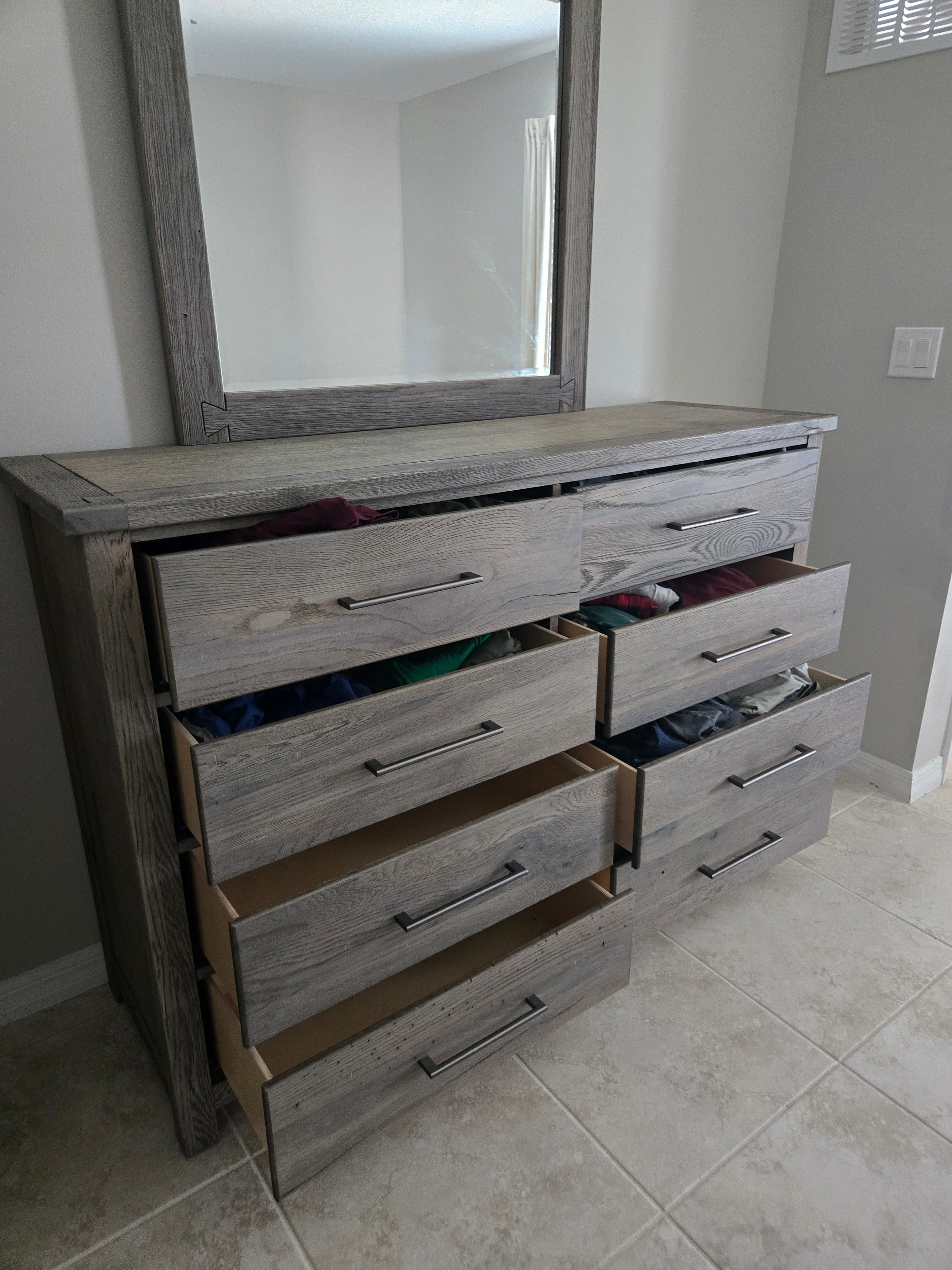 Salt Lake Gray Bedroom Set