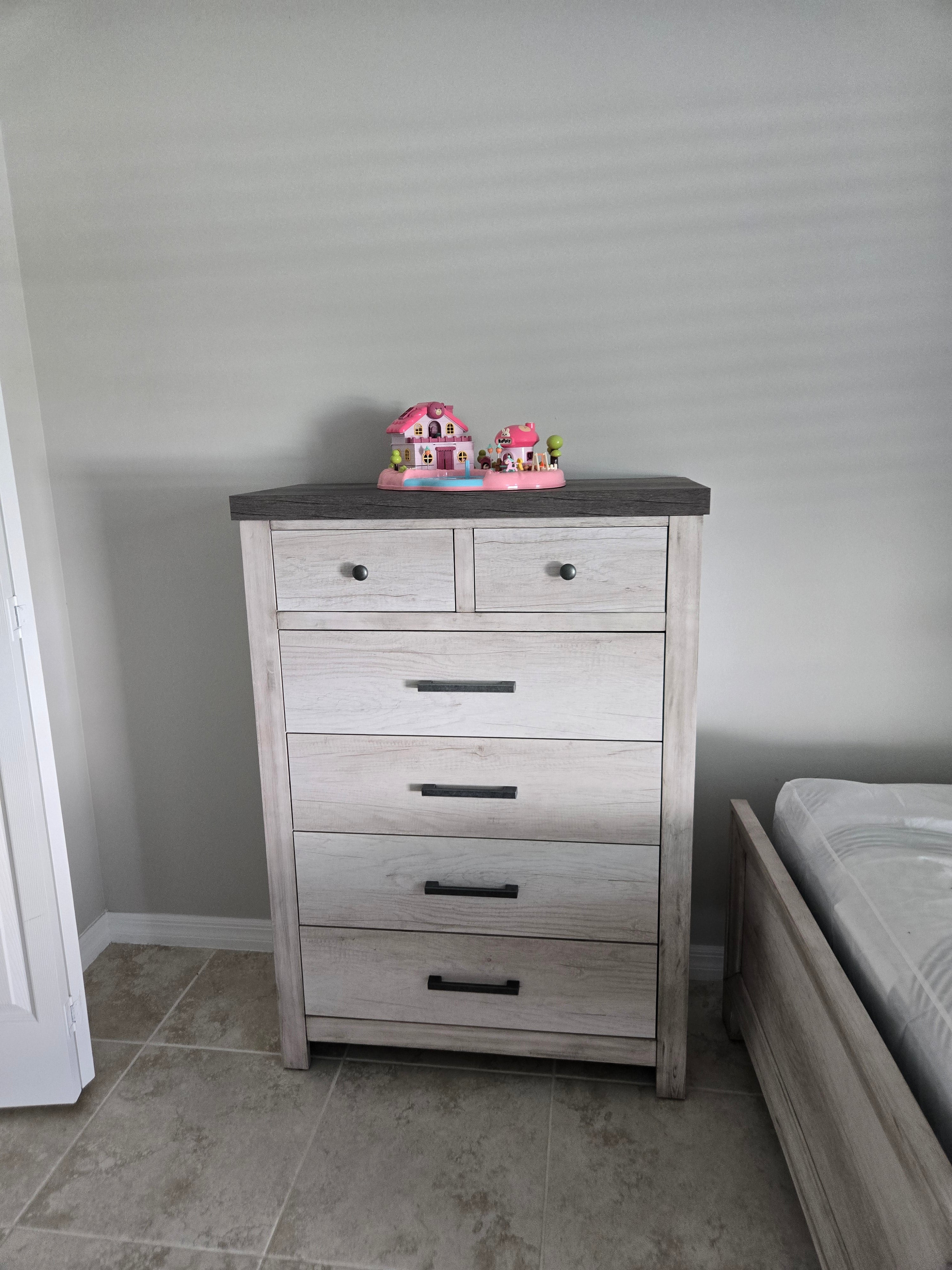 Casper Light Tone Youth Bedroom Set