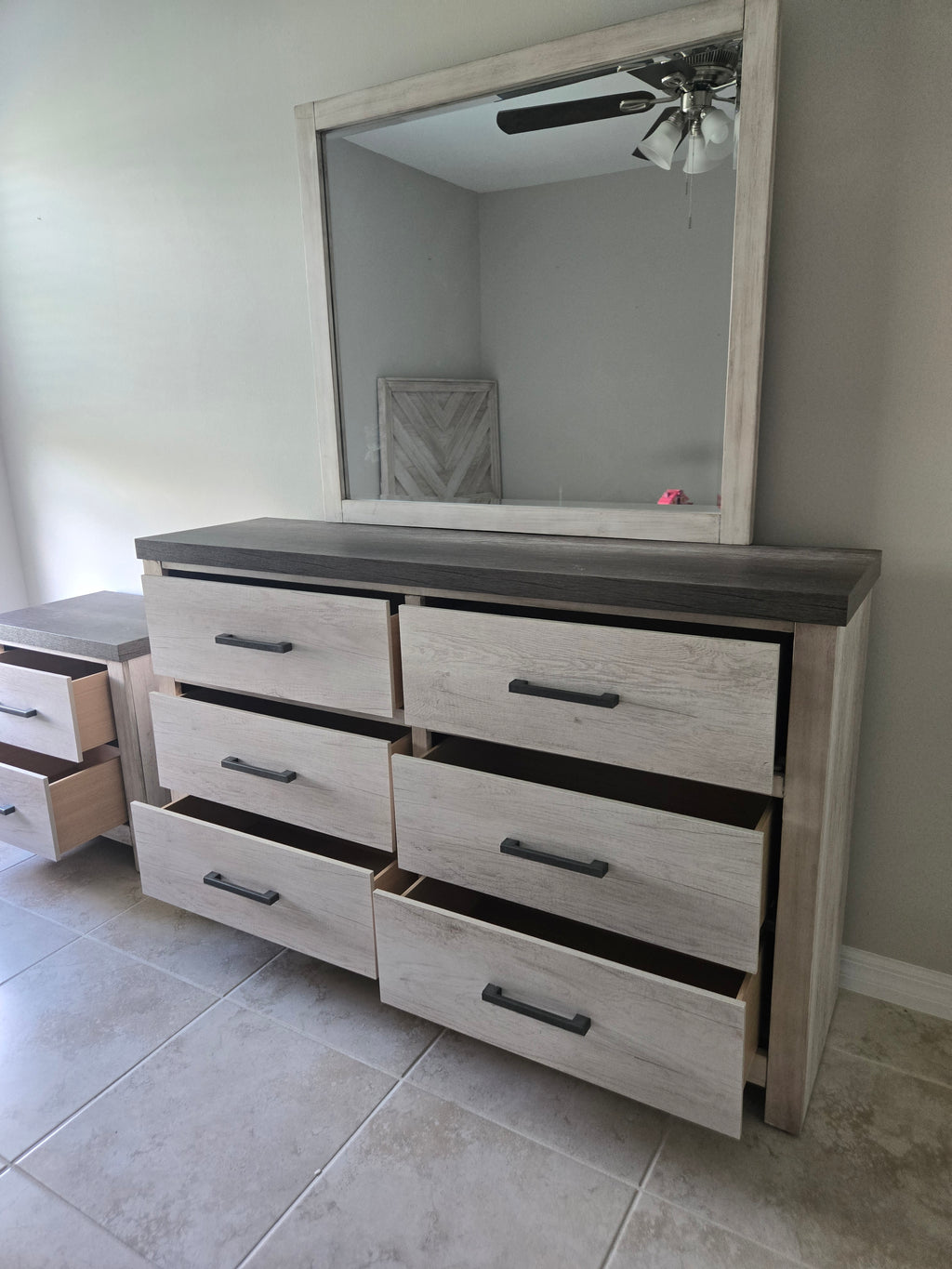 Casper Light Tone Youth Bedroom Set