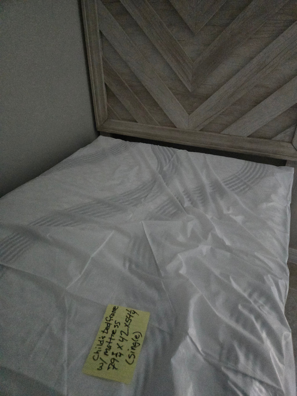 Casper Light Tone Youth Bedroom Set